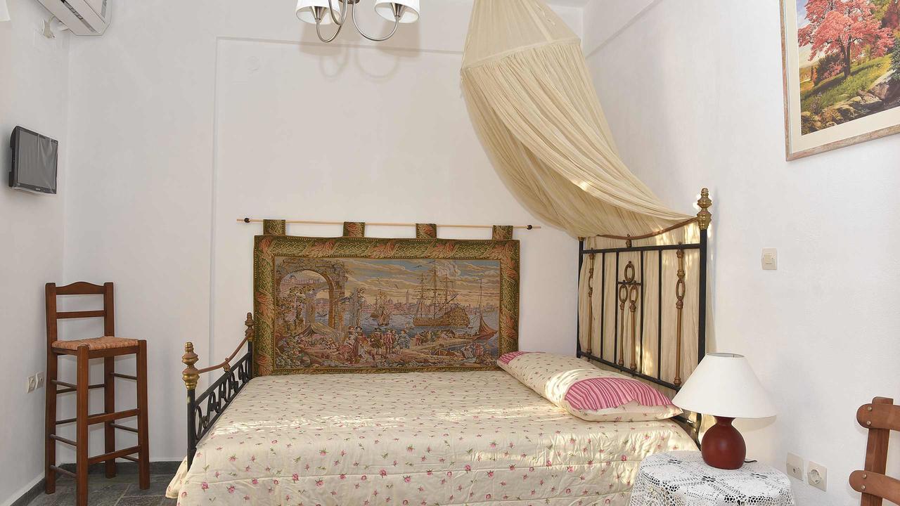 Anemos And Almyra Apartment Kini Bagian luar foto