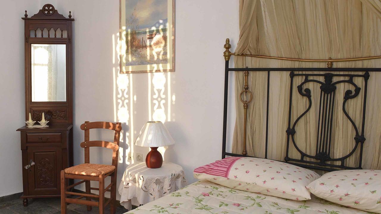 Anemos And Almyra Apartment Kini Bagian luar foto